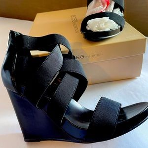 BCBG Generation size 8 new in box, black shoes.